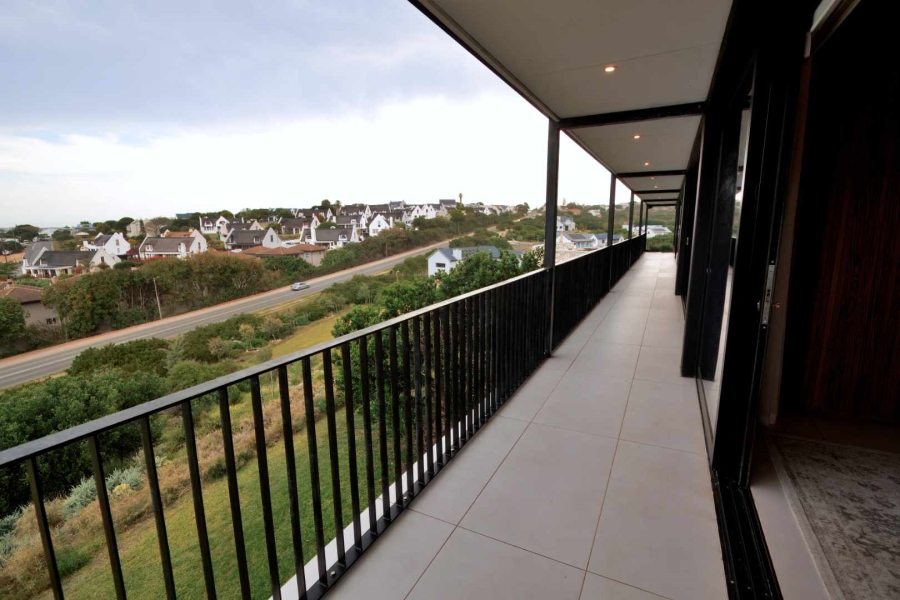 4 Bedroom Property for Sale in Stilbaai Wes Western Cape